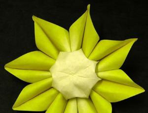 手工折纸制作美丽的太阳花/向日葵