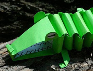 大鳄鱼纸模玩具儿童卡纸手工制作教程
