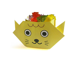 小猫形状的糖果盒