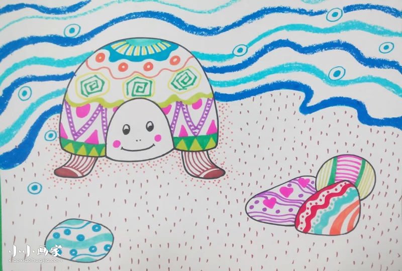 沙滩上的可爱乌龟蜡笔画作品图片- www.yiyiyaya.cn