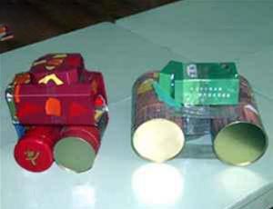 幼儿园玩教具制作 饮料瓶小汽车和赛龙舟玩具的做法