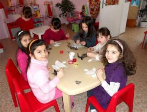 国外幼儿园一次性纸盘手工制作图片教程