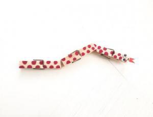 教你用木夹制作简单有趣的小玩具可爱的小花蛇