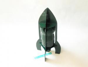 创意科技小玩具 教你用雪碧瓶子制作有趣的火箭模型