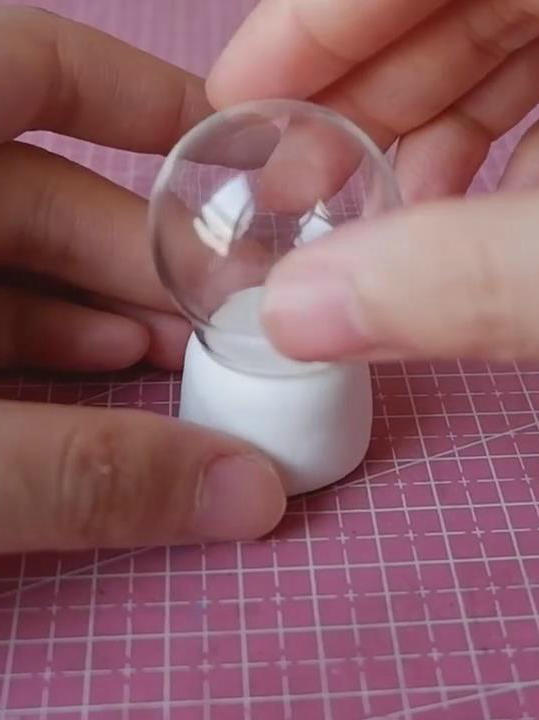 粘土水晶球摆件的制作教程